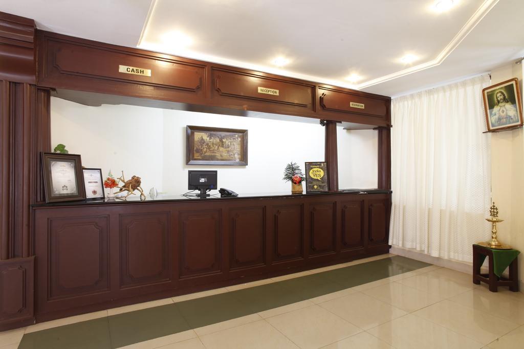 Michaels Inn 提喀迪 外观 照片